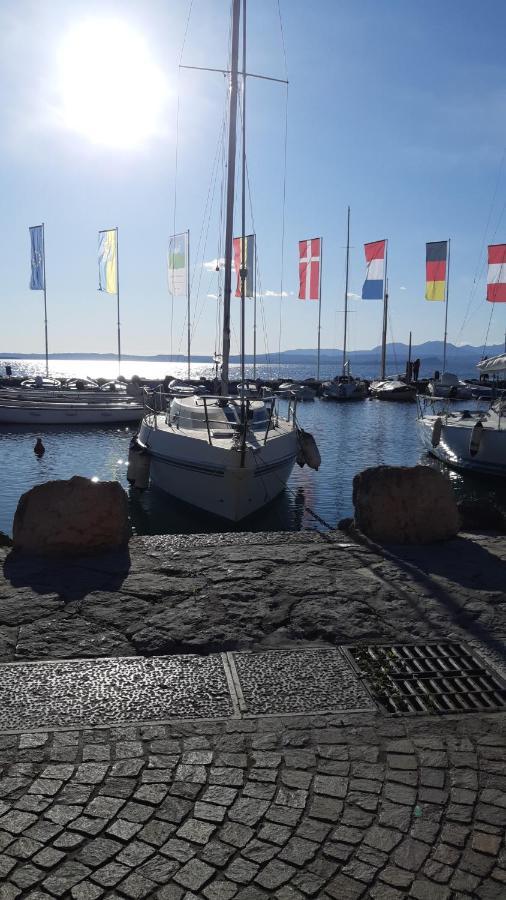 Pace, Luminosita E Comodita A Due Passi Dal Garda Volta Mantovana Luaran gambar