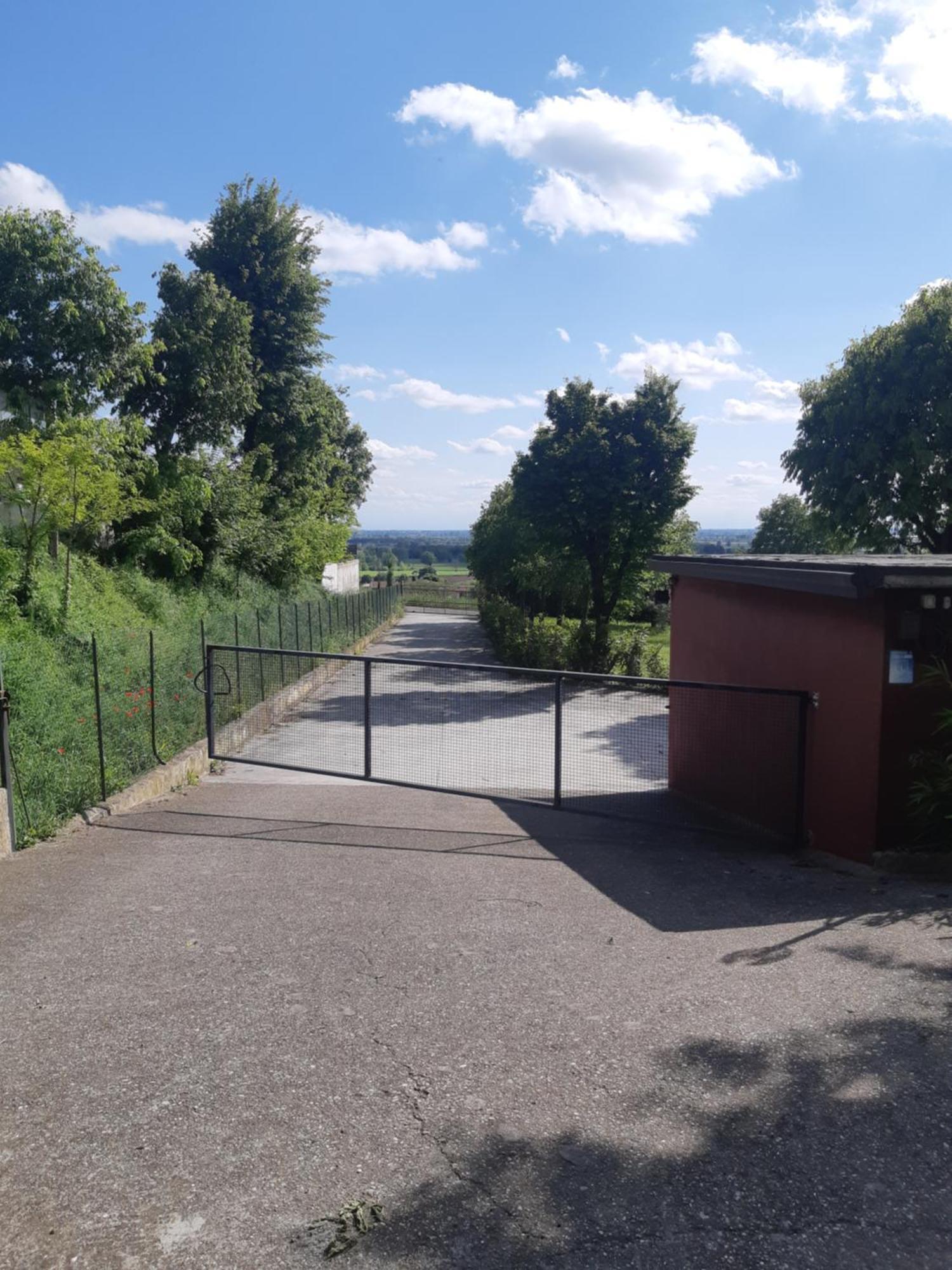 Pace, Luminosita E Comodita A Due Passi Dal Garda Volta Mantovana Luaran gambar
